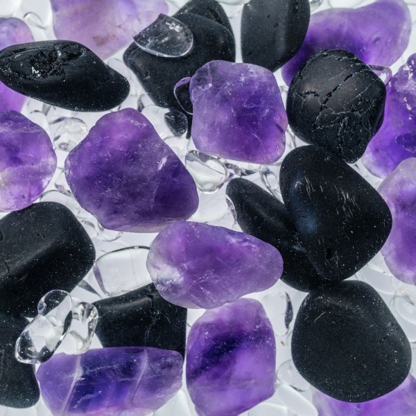 kristal: črni turmalin, ametist, kamena strela