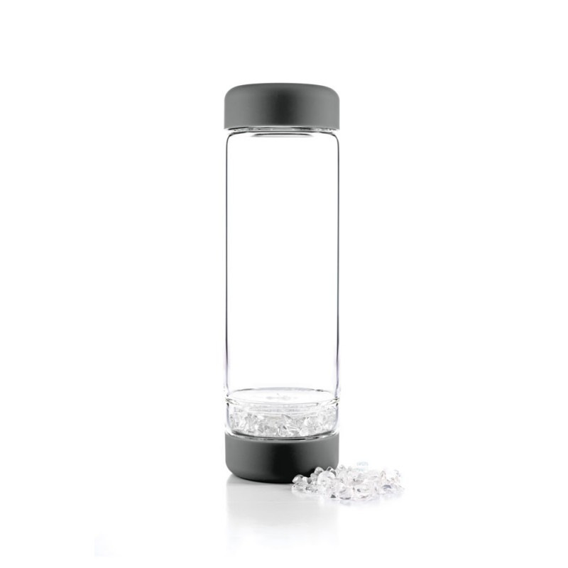 steklenička za vodo vsebuje kristal kamena strela
